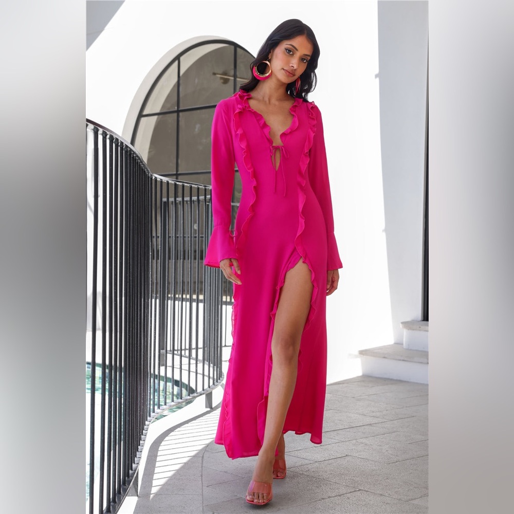Runaway the Label Oxana Maxi Dress 💞
